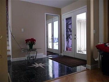 3rd image of 8798 N Gateway Dr