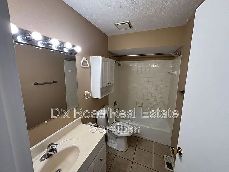 1415 Villa Ct #1 — Photo 19