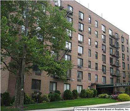 1st image of 850 Howard Ave APT 4A