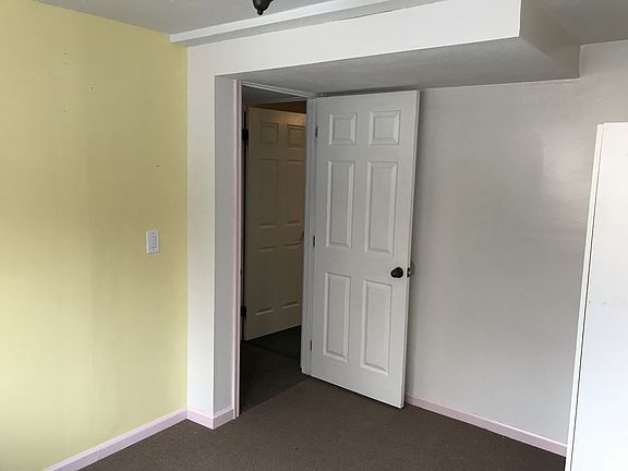 3rd image of 3786 W Fairmount Cir