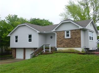 807 N Patton St, Harrisonville, MO 64701