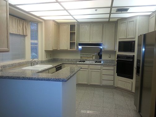 5th image of 4630 Woodley Ave Unit 108