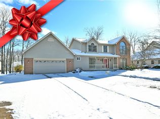 128 Beechwood Dr, Cortland, OH
