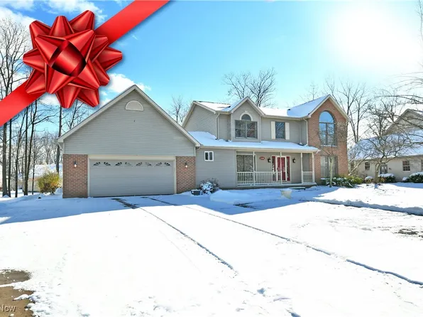 128 Beechwood Dr, Cortland, OH 44410