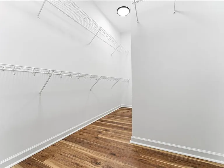 1386 Elizabeth Ave SW — Photo 29
