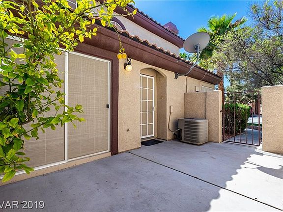 3rd image of 2606 Ponderosa Pine Ave