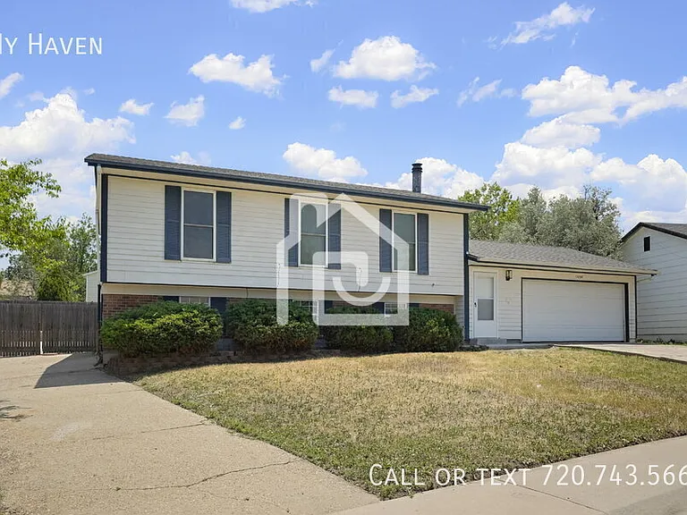 17898 E Mexico Dr — Photo 1
