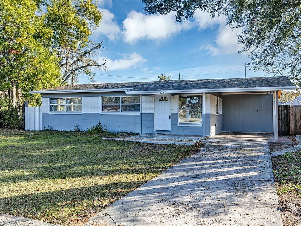1st image of 435 Gilman Cir