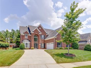 10428 Falling Leaf Dr NW, Concord, NC 28027