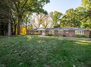 4316 Scottdale Rd, Saint Joseph, MI 49085