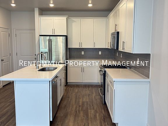 4th image of 1614 W Andover Rd #1