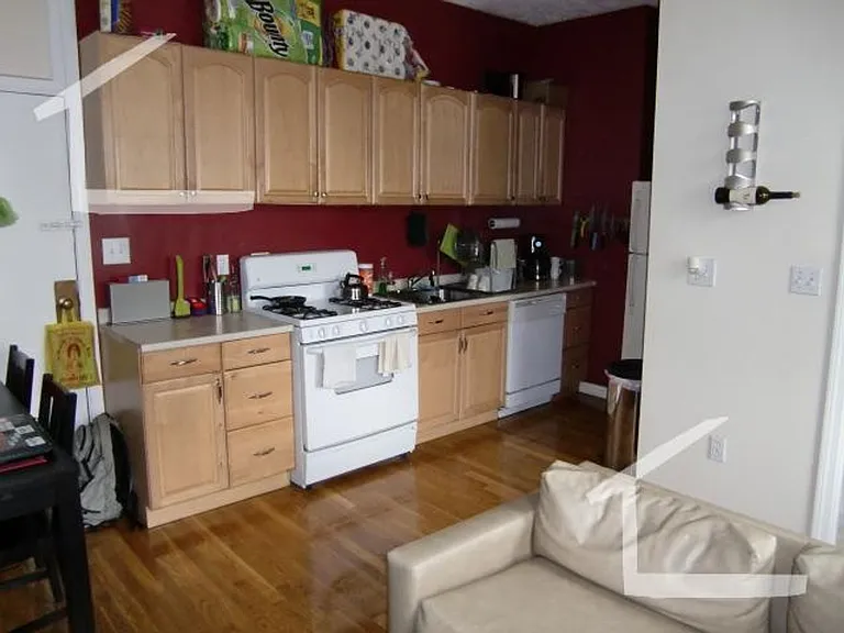 447 Park Dr #1 — Photo 5