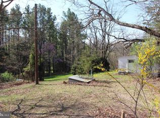 362 Riverview Dr, Maurertown, VA