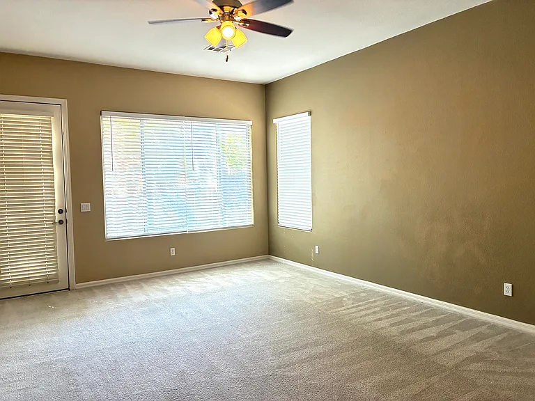 2275 Moresca Ave — Photo 7