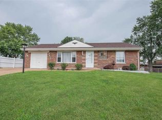 9526 Sequoia Ct, Saint Louis, MO 63123