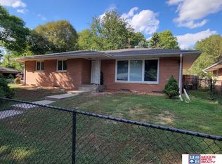 6700 Bethany Park Dr, Lincoln, NE 68505