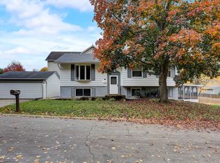 445 Glendale Pl, Mundelein, IL