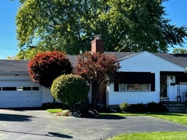 869 Scioto St, Urbana, OH 43078