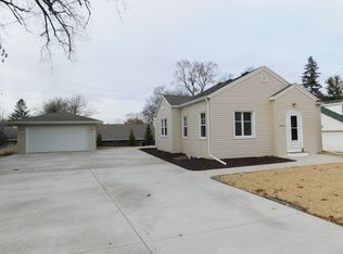 2550 S Webster Ave, Green Bay, WI 54301