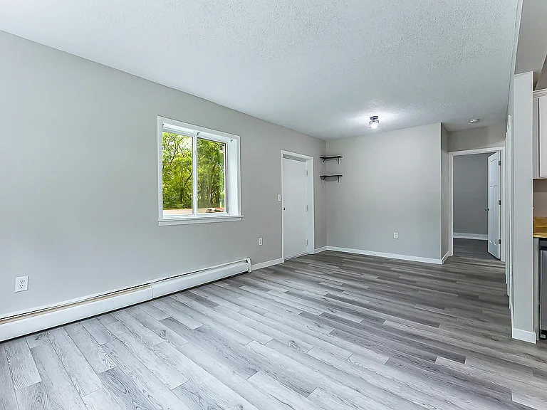 9275 Brookside Dr #H — Photo 9