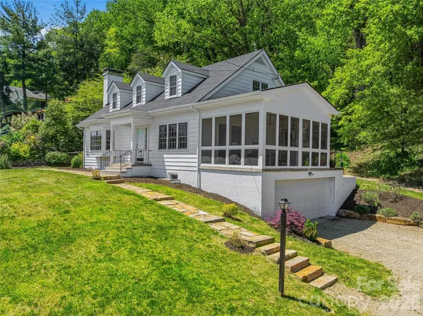 721 Golf Course Rd, Waynesville, NC 28786