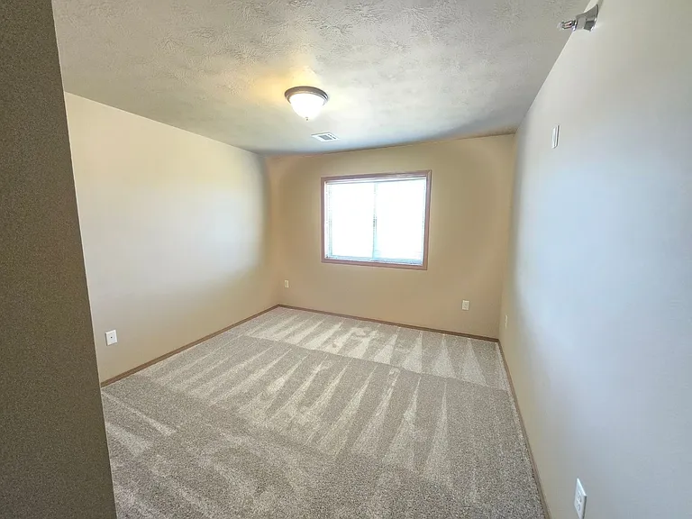 Sunrise Ii Apartments — Photo 10