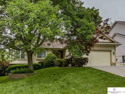 214 Fleetwood Dr, Papillion, NE, 68133