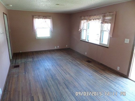 2nd image of 322 Westgate Dr