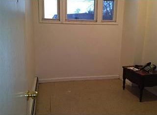 3rd image of 76 Mallory Ave #1