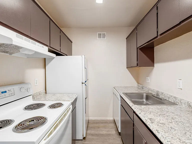 Santuario Apartments — Photo 13