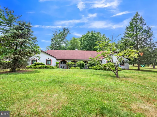 1312 Hill St, Langhorne, PA 19047