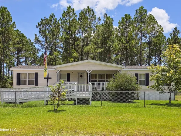 13809 Briarwood Dr, Vancleave, MS 39565