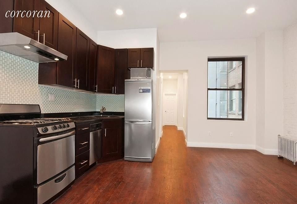 1st image of 10 W 28th St APT 5F