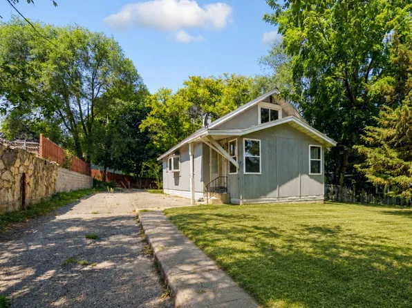 603 11th Ave NE, Rochester, MN 55906