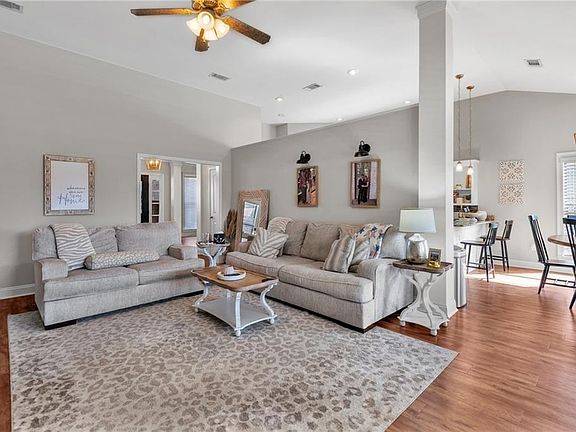 2nd image of 4956 Grand Terre Dr