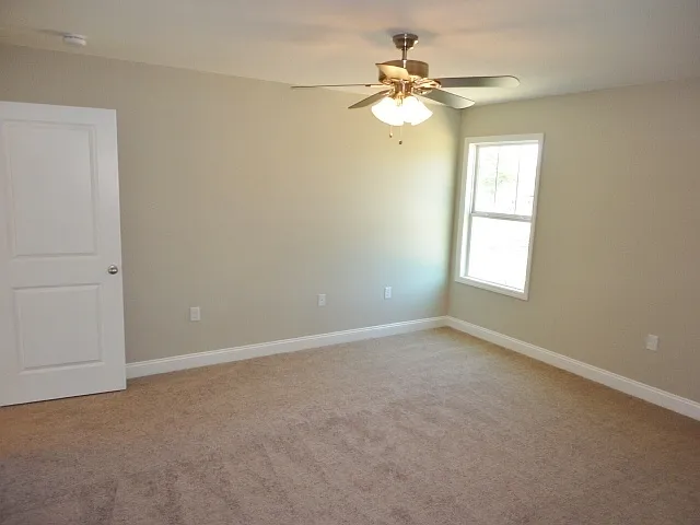 4662 Sara Rd — Photo 8
