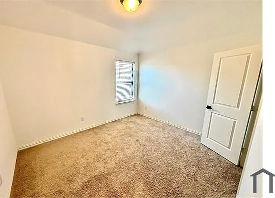 512 Virginia Way — Photo 13
