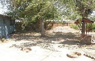 3rd image of 14970 Flora Ln