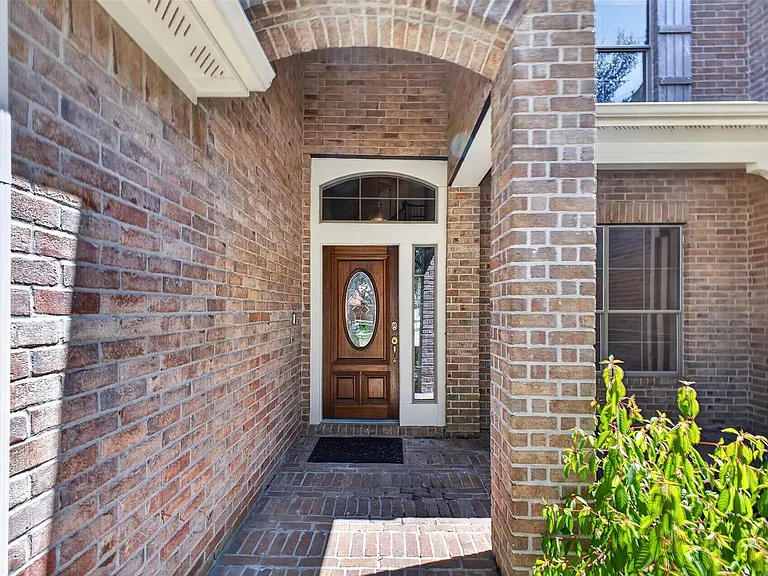 21327 Pennshore Ln — Photo 5