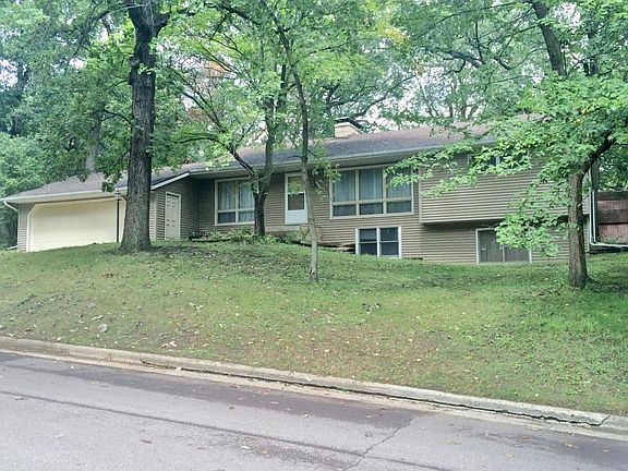 2nd image of 21 Westwood Dr