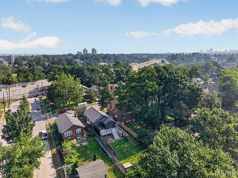 7122 Nashville Ave — Photo 47
