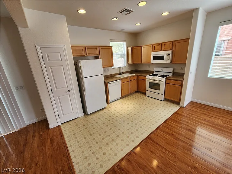 80 Island Course Ave — Photo 2