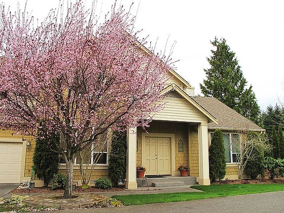 3rd image of 15542 NE 62nd Ct