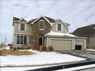 5th image of 18026 Dewey Cir