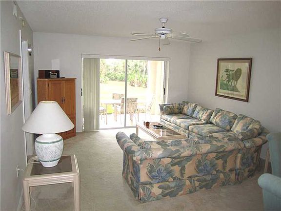 3rd image of 9320 Clubside Cir Unit 2102