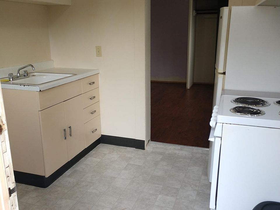 1st image of 2924 Nassau St APT 3