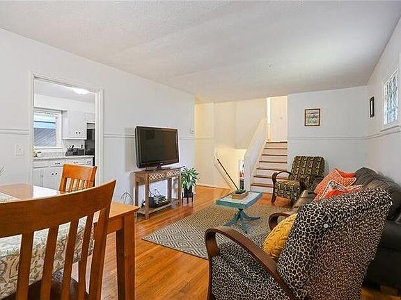 4th image of 2043 Kenwood Pl SE