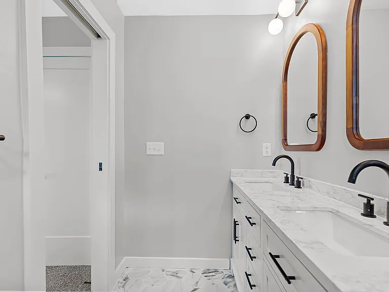 809 Carson Dr — Photo 9