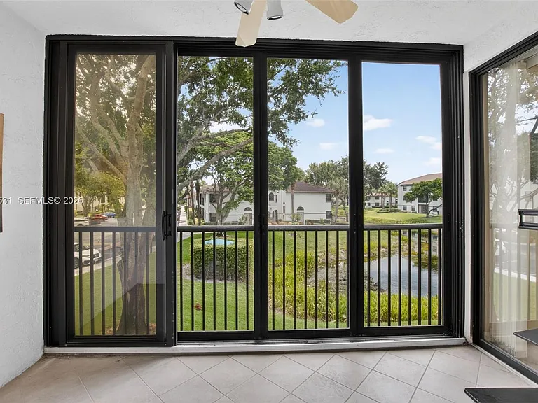 5133 Brisata Cir #L — Photo 64