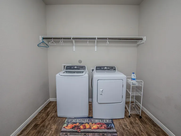 14358 Whitetop Peak Ct — Photo 23